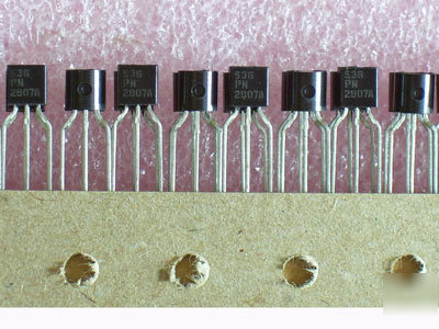100 pcs PN2907A pnp to-92 transistors