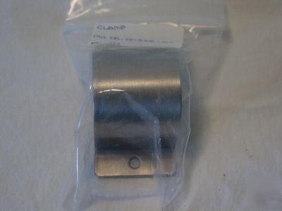 New 316 ss clamp p/n 08-00328-0-1 in package 