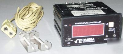 Omega digital temperature process controller CN310-k-c
