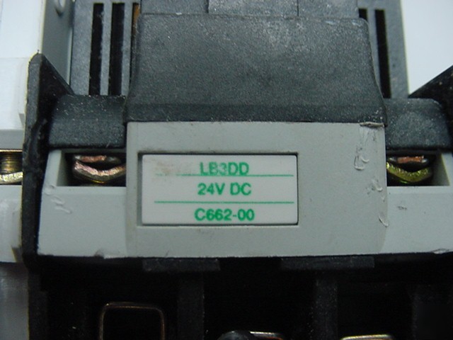 3 ge CL45D300M 3POLE contactors 60AMP 600VAC 24VDC coil