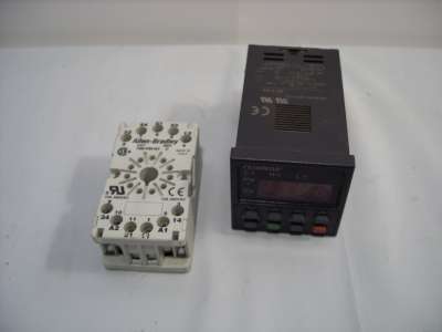 Omega temperature controller w/ allen bradley 700-HN101