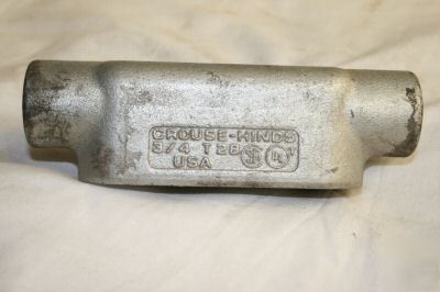 New crouse-hinds 3/4 t 28 conduit outlet iron ....