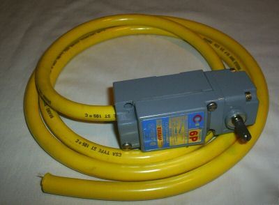 * * cutler hammer limit switch E50AR16P 6' of cable