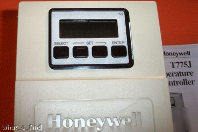 New honeywell T775J 1019 remote temperature controller