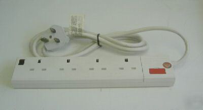 220/250 volts 13 amps power multi-tab 2 fuse 6FT cable