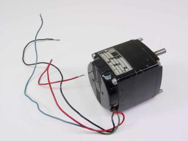 Bodine electric kyc-24T3 773EB3043 gear motor 30 rpm 27