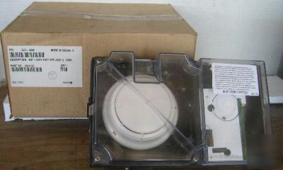  adt-3204 air duct detector assembly w/smoke detect*
