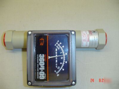 Brooks instrument 3604 3609 hi pressure thru flow unit