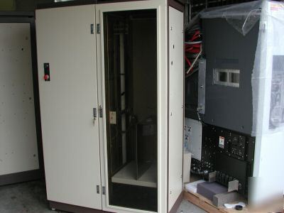 Hoffman electronics server cabinet excellent condition