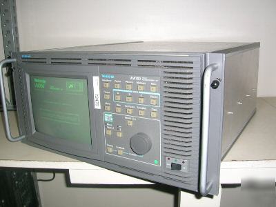Tektronix VM700 automatic video measurement set