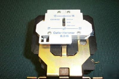 Cutler-hammer contactor C25FNF350 relay 50 amp 3 pole