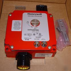 Honeywell microswitch dual entry interlock switch