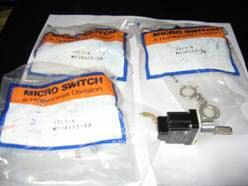 New 4 honeywell toggle switches p/n MS24523-30