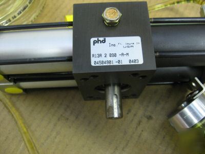 New phd oil / air 90 deg. rotary actuator pneumatic 