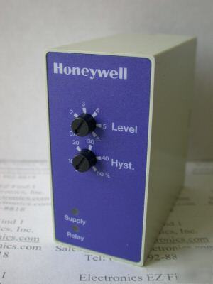 Honeywell RV12-1-1-120 ac/dc voltage level relay spdt