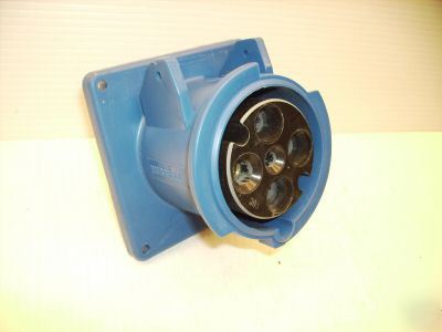 Hubbell pin & sleeve receptacle A460R9 HBL460R9W 460R9W