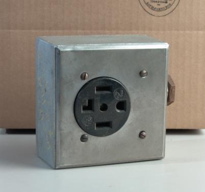 Killark electrolet outlet box 2 fd