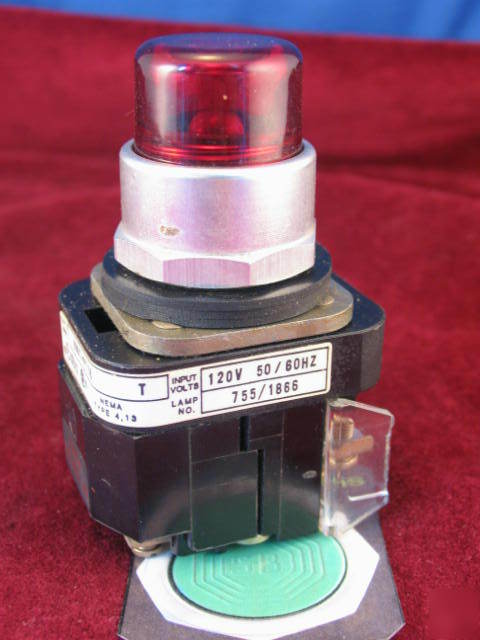 800T-PT16 allen bradley pushbutton momentary red