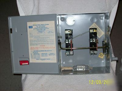 Challenger 60 amp fuse safty switch disconnect type 1 
