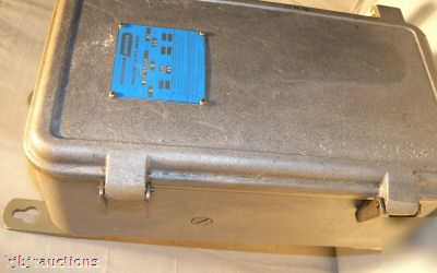 Crouse hinds nema 3,4, 5 explosion proof safety switch