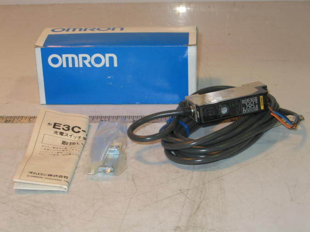 New omron photoelectric sensor amplifier E3C-JC4P