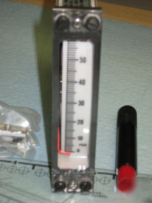 Perma-cal corp. dial indicating pressure gauge unused