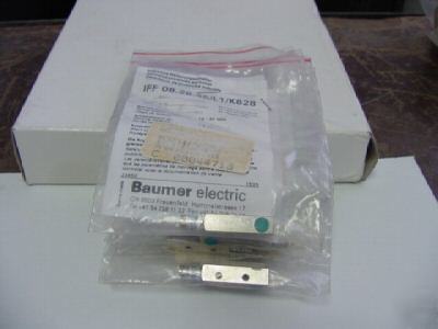 New baumer electric iff 08.26.45.L1/K828 switch qty 8 >