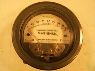 Dwyer magnehelic pressure guage
