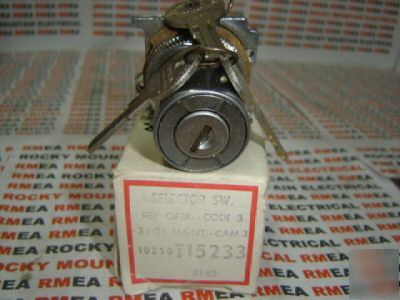 New cutler hammer key selector switch 10250T15233