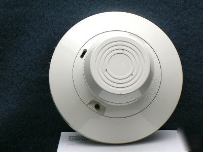 Honeywell TC805C ionization plug-in smoke detectors