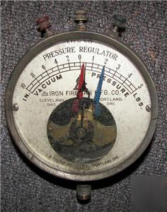 Teeple iron fireman co type ch pressure regulator gauge