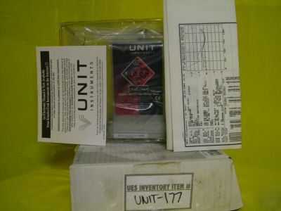Unit ufc-8165 digital ultraclean metal seal NF3 *