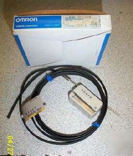 Omron E32-DC200B photoelectric fiber unit ** **