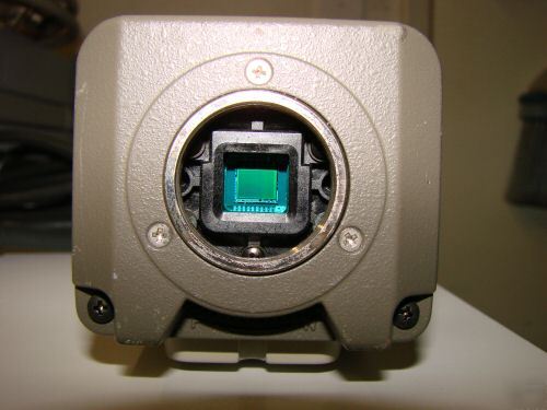 New hitachi kp-D51 ccd digital color camera