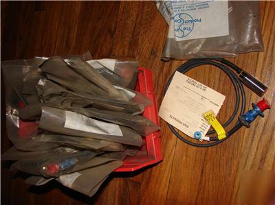 Sine products lot of 7 proximity switches A503-7M02-502